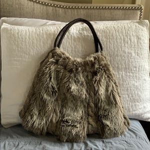 New faux fur handbag